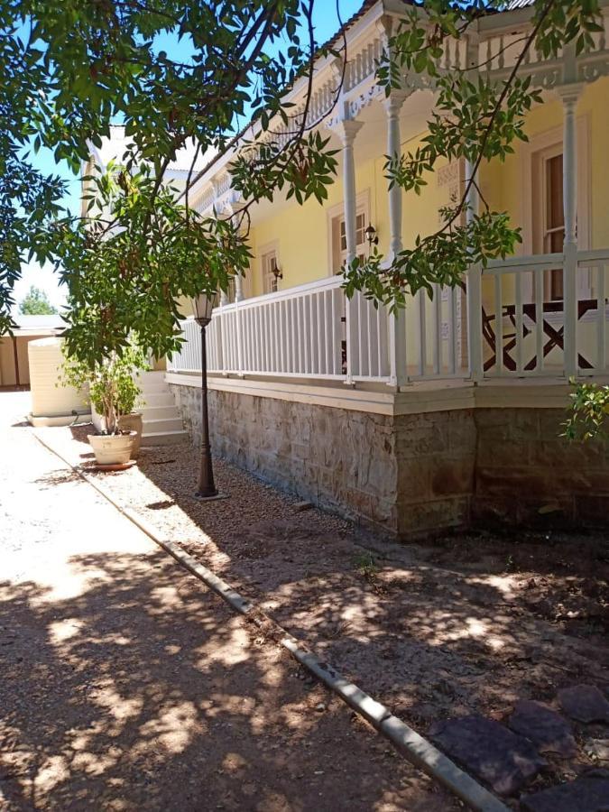 La Struzzo Boutique Hotel Ladismith Exterior photo